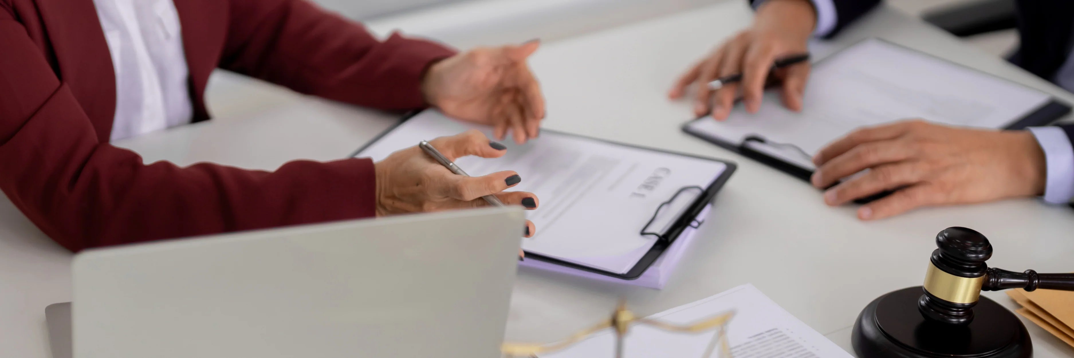 Alarmas de seguridad y seguros de hogar: cómo influyen en la cobertura