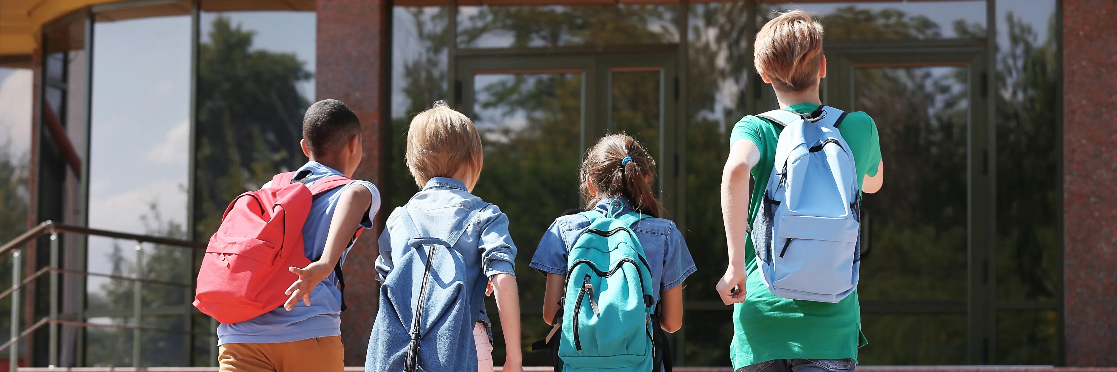 Los lugares donde más roban celulares a estudiantes en Chile